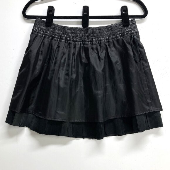 Walter Baker Pleated Black Leather Mini Skirt, Size Medium, Elastic Waist, Lined - Picture 9 of 10